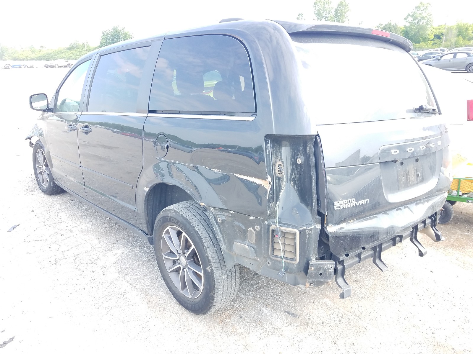 Photo 3 from auction – 2017 DODGE GRAND CARA with VIN 2C4RDGCG4HR799957