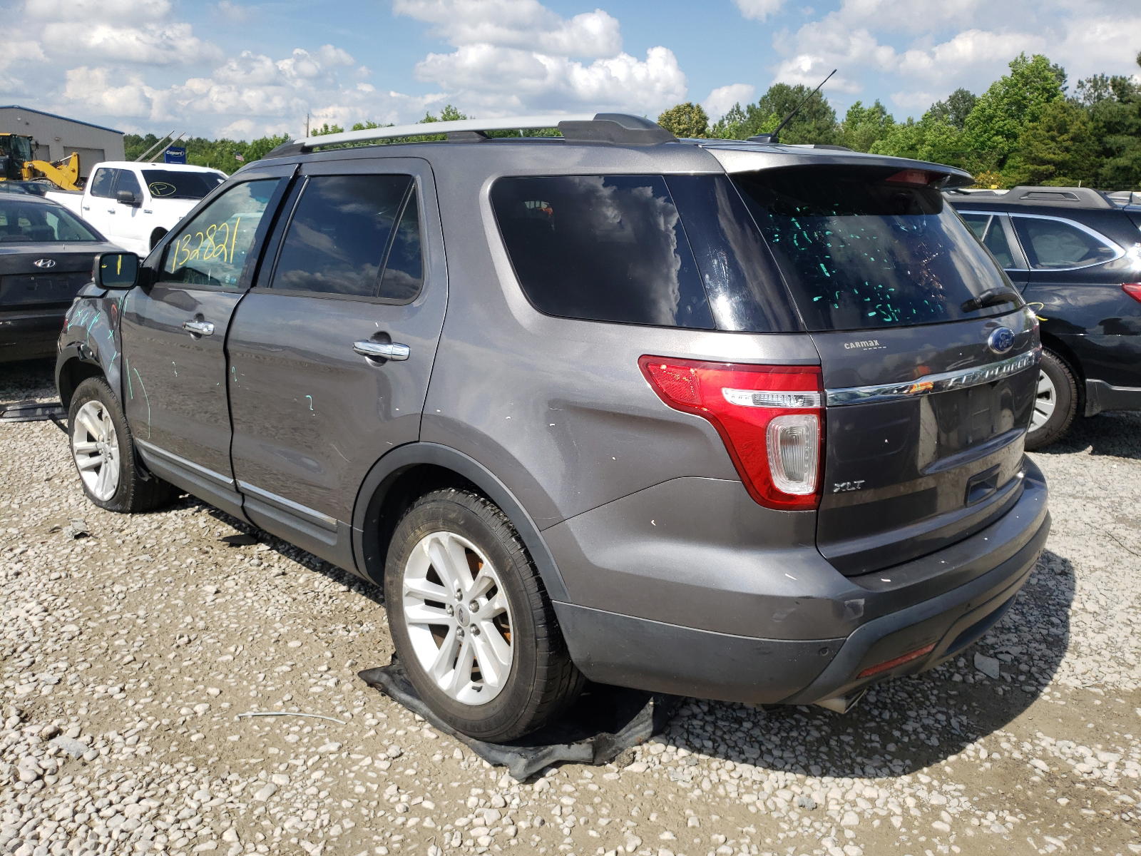 Photo 3 from auction – 2011 FORD EXPLORER X with VIN 1FMHK7D84BGA40674