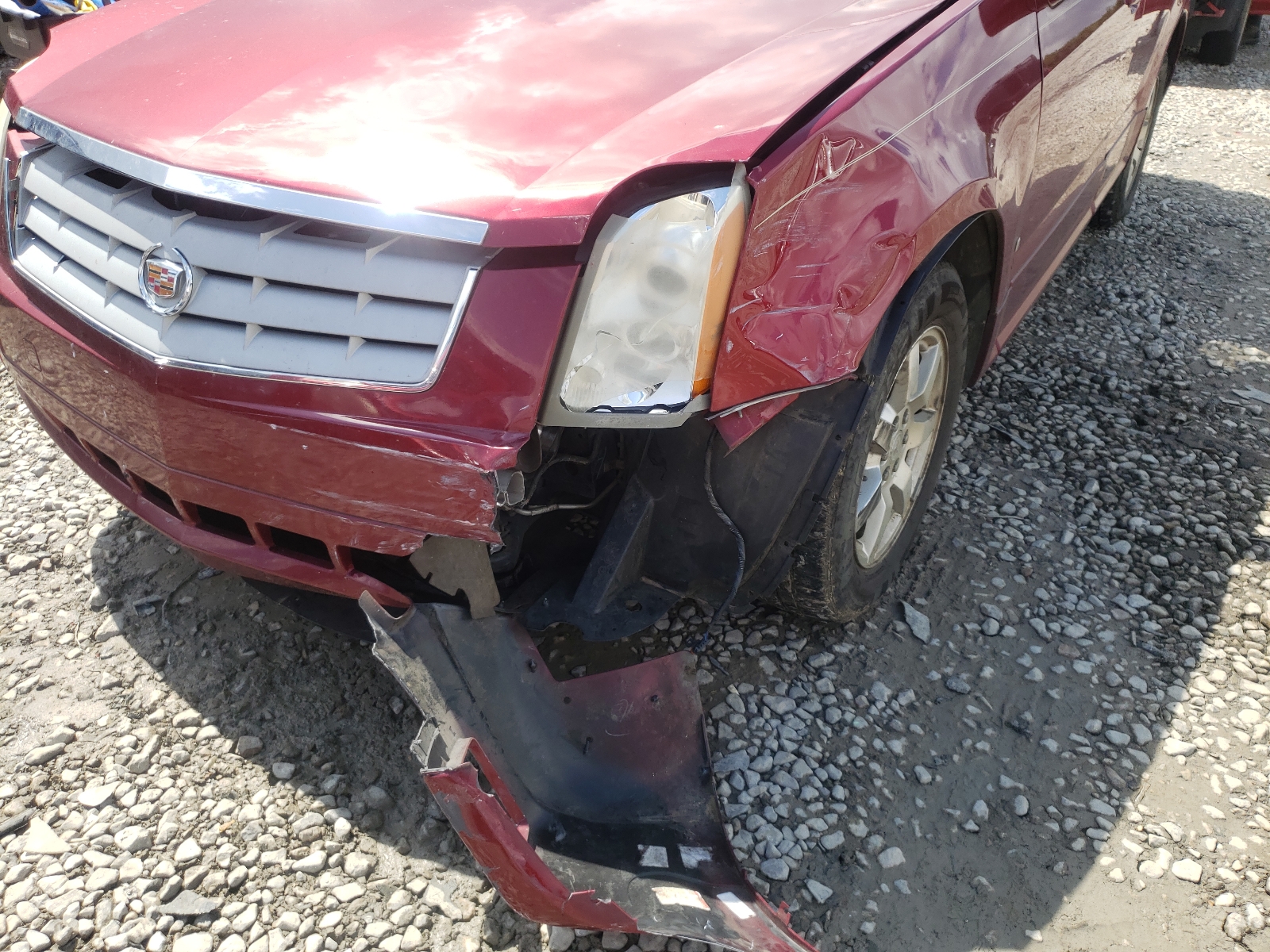 صورة رقم 9 من المزاد - 2007 CADILLAC SRX مع VIN 1GYEE637270162218