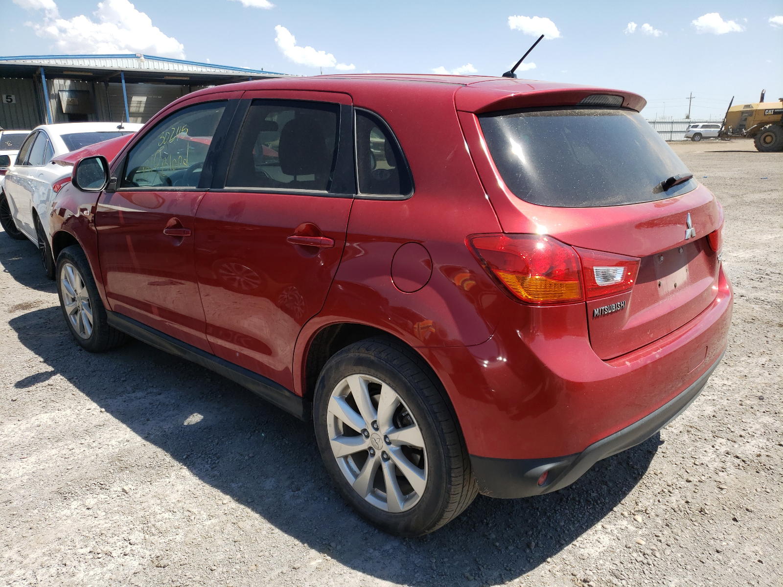 Photo 3 from auction – 2014 MITSUBISHI OUTLANDER with VIN 4A4AR3AU0EE024735