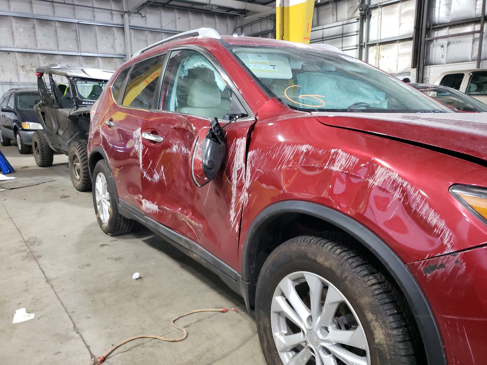 Photo 9 from auction – 2016 NISSAN ROGUE with VIN 5N1AT2MM4GC833017