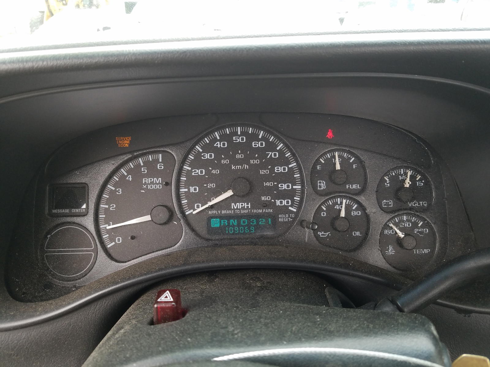 Photo 8 from auction – 2002 CHEVROLET SILVERADO with VIN 1GCEC14W12Z112483