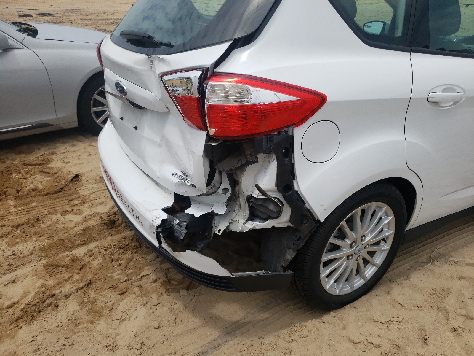Photo 9 from auction – 2013 FORD C-MAX SE with VIN 1FADP5AU1DL505244