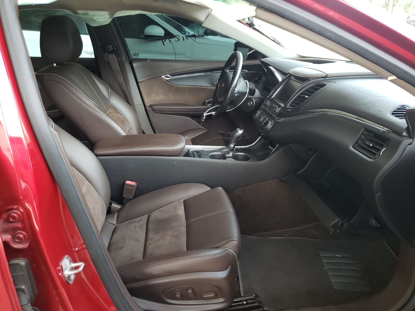 Photo 5 from auction – 2015 CHEVROLET IMPALA LT with VIN 2G1115SLXF9146709