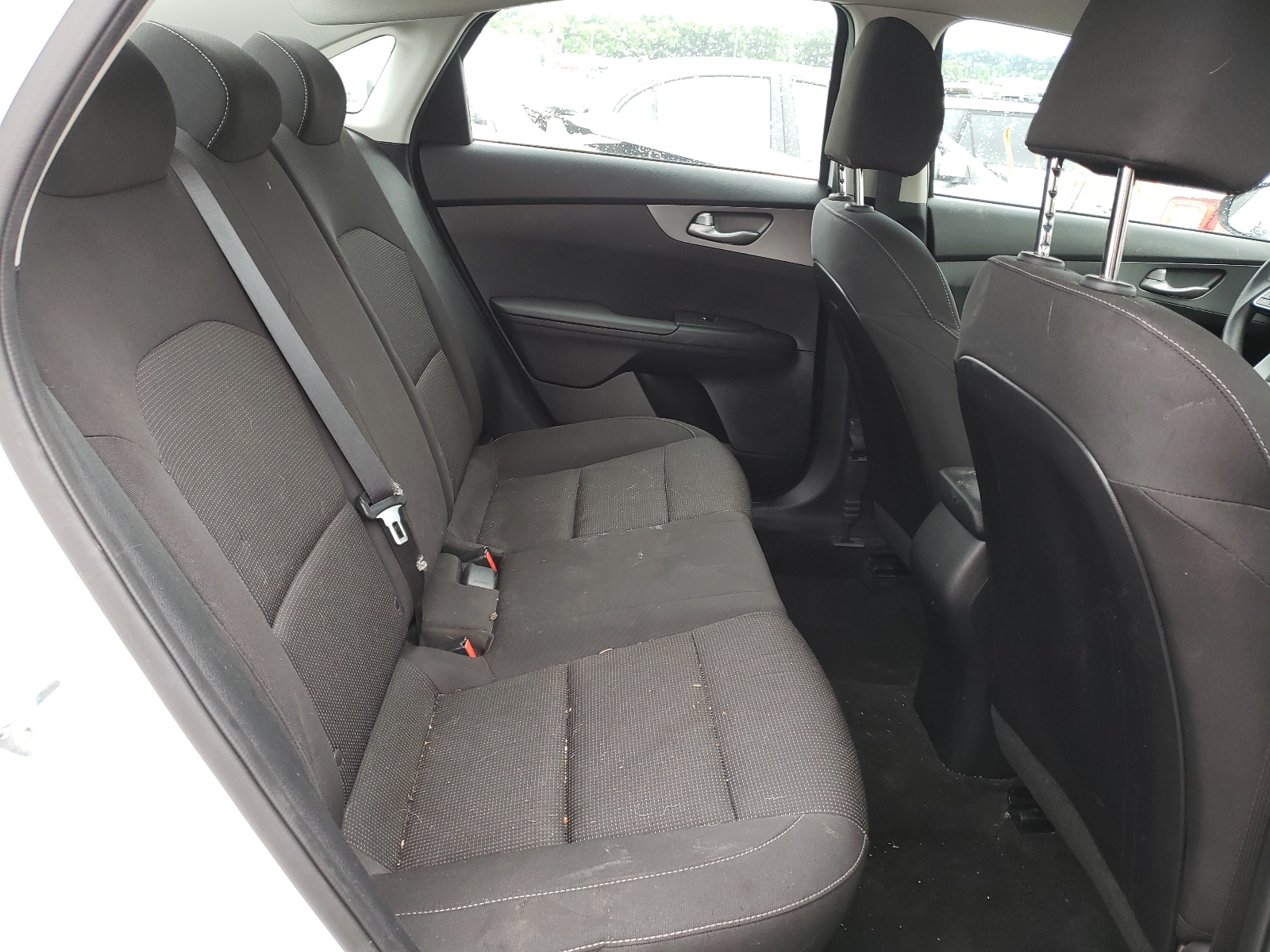 Photo 6 from auction – 2019 KIA FORTE FE with VIN 3KPF24AD1KE012908