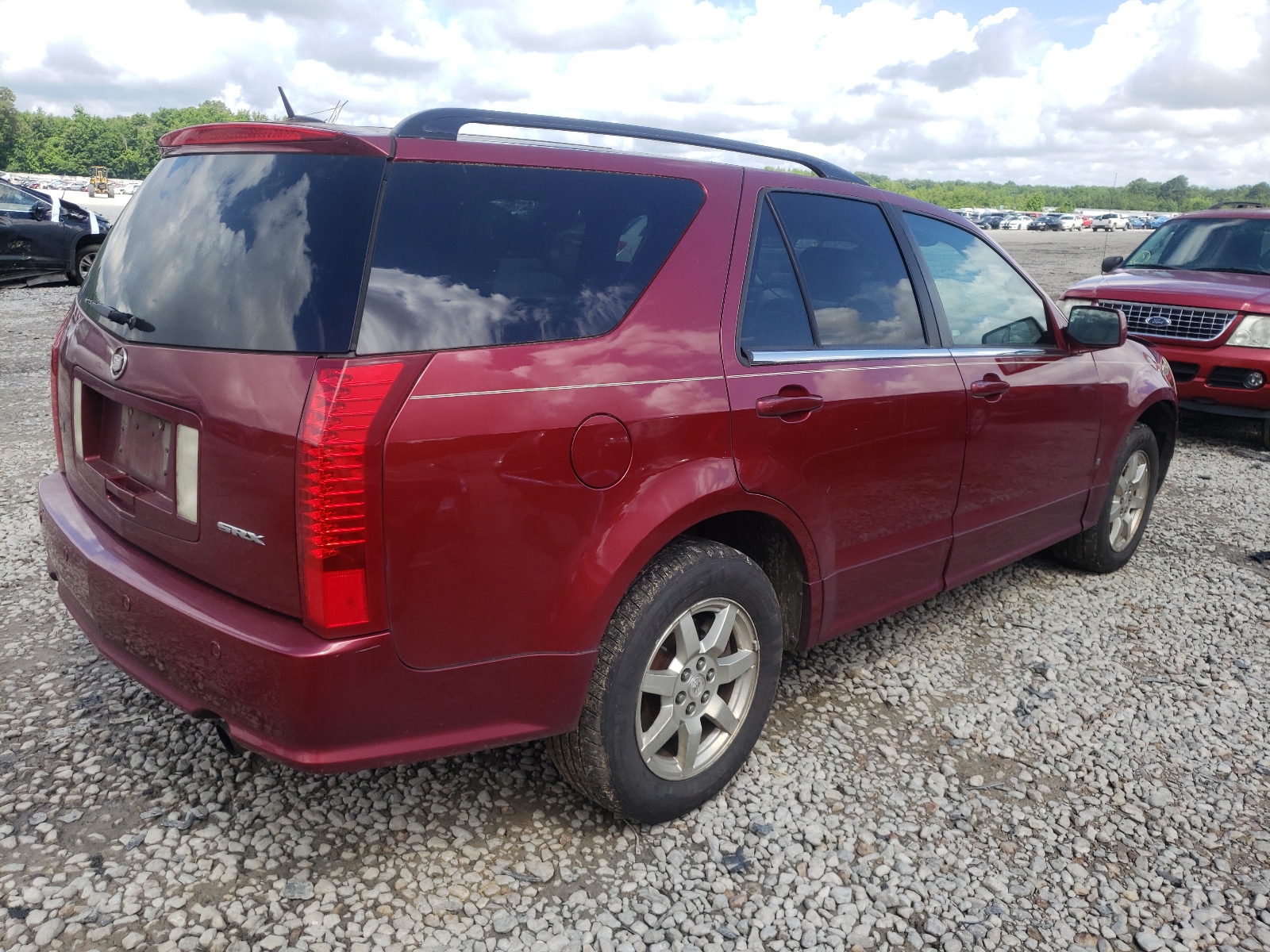 صورة رقم 4 من المزاد - 2007 CADILLAC SRX مع VIN 1GYEE637270162218