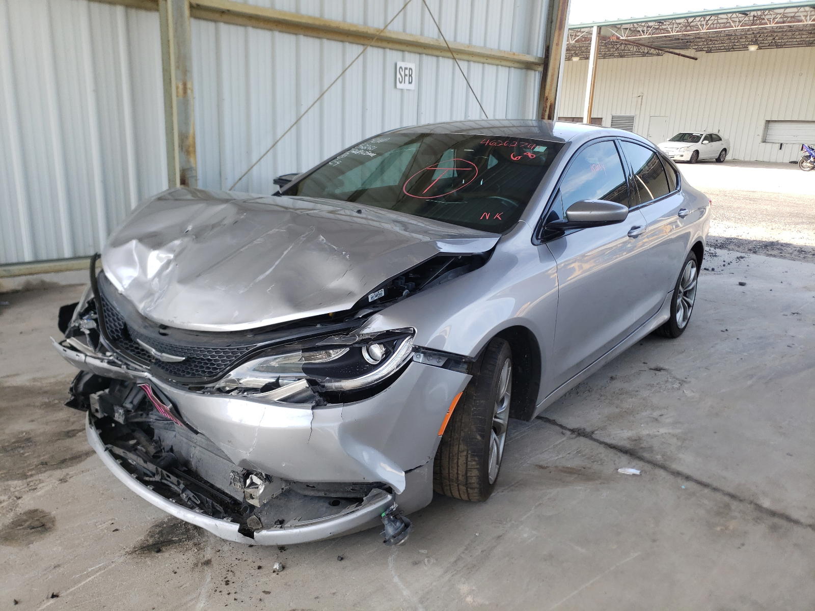 Photo 2 from auction – 2015 CHRYSLER 200 S with VIN 1C3CCCBB7FN758941