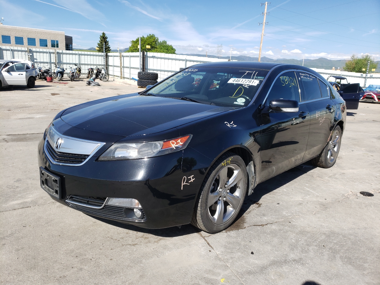Zdjęcie 2 z aukcji – 2012 ACURA TL z VIN 19UUA9E56CA009194