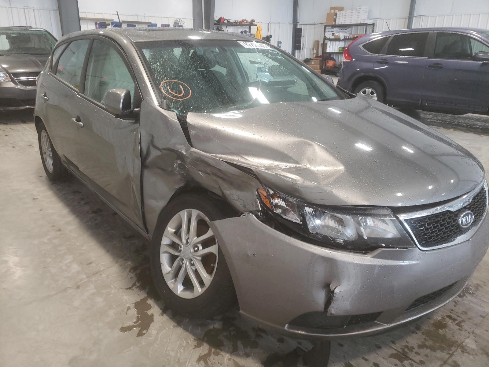 Photo 9 from auction – 2011 KIA FORTE EX with VIN KNAFU5A29B5381636