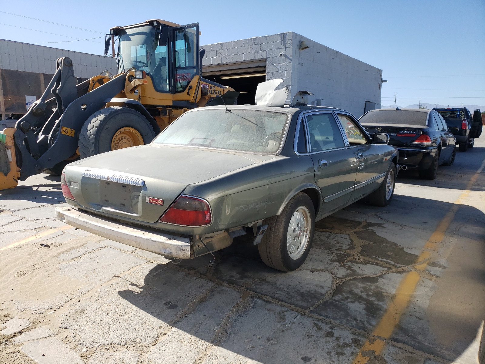 Photo 4 from auction – 1995 JAGUAR VANDENPLAS with VIN SAJKX1742SC744673