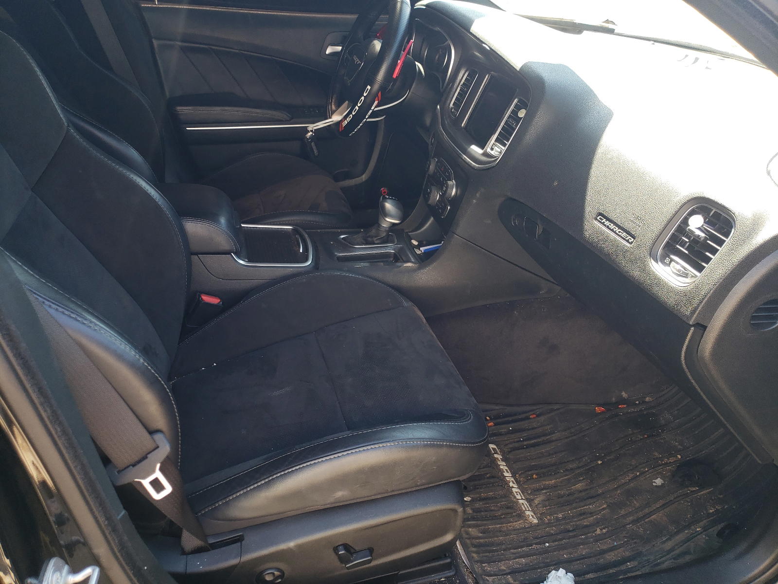Photo 5 from auction – 2018 DODGE CHARGER SC with VIN 2C3CDXGJ3KH583062