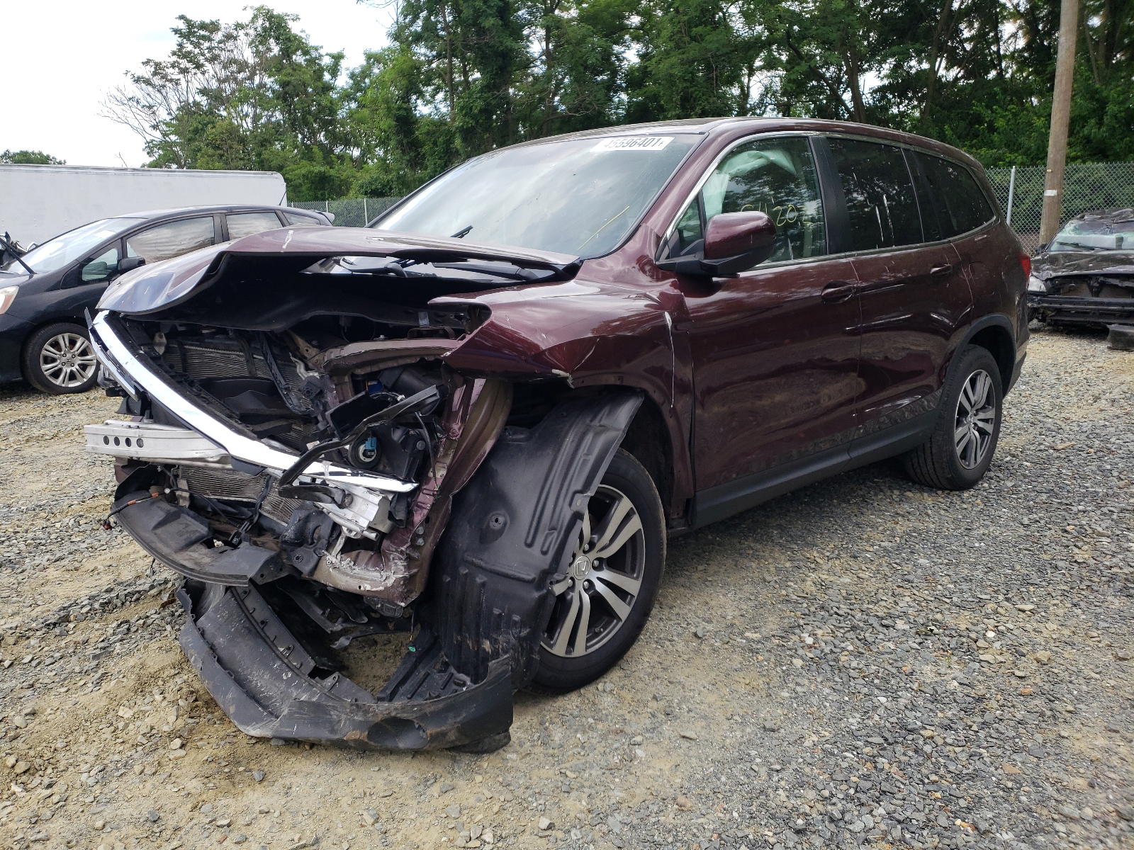 Photo 2 from auction – 2017 HONDA PILOT EX with VIN 5FNYF6H31HB027661