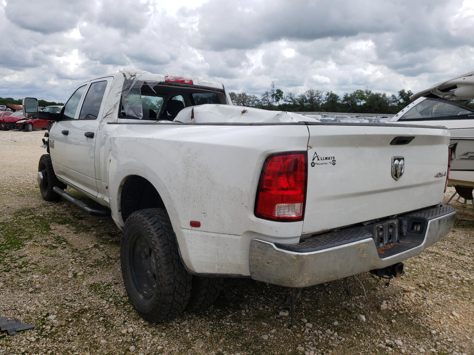 Photo 3 from auction – 2014 RAM 3500 ST with VIN 3C63RPGL9EG132437