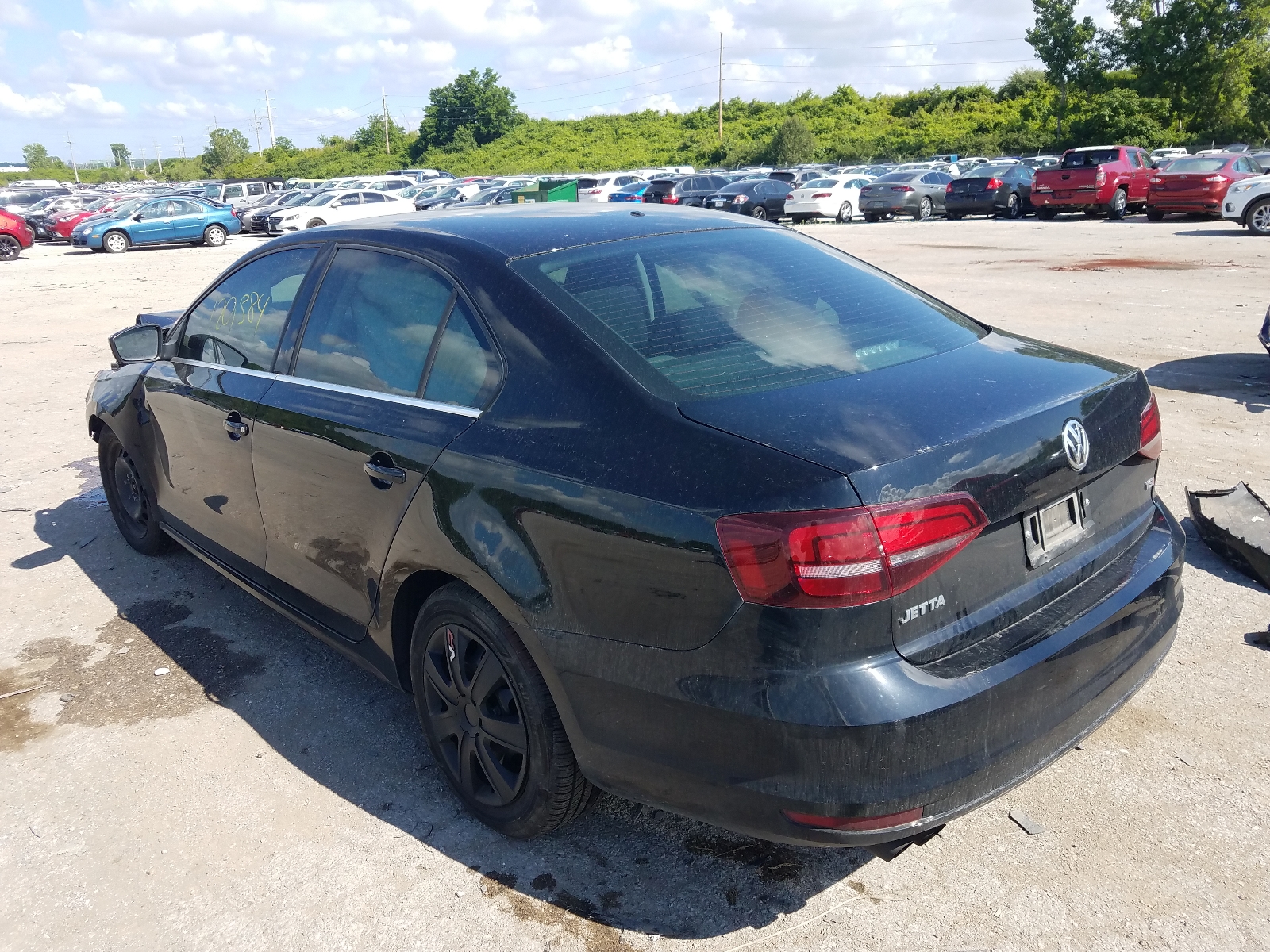 Photo 3 from auction – 2017 VOLKSWAGEN JETTA S with VIN 3VW2B7AJ0HM236091