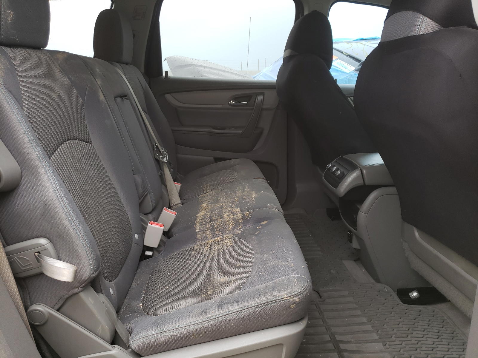 Photo 6 from auction – 2014 CHEVROLET TRAVERSE L with VIN 1GNKRFED5EJ228520