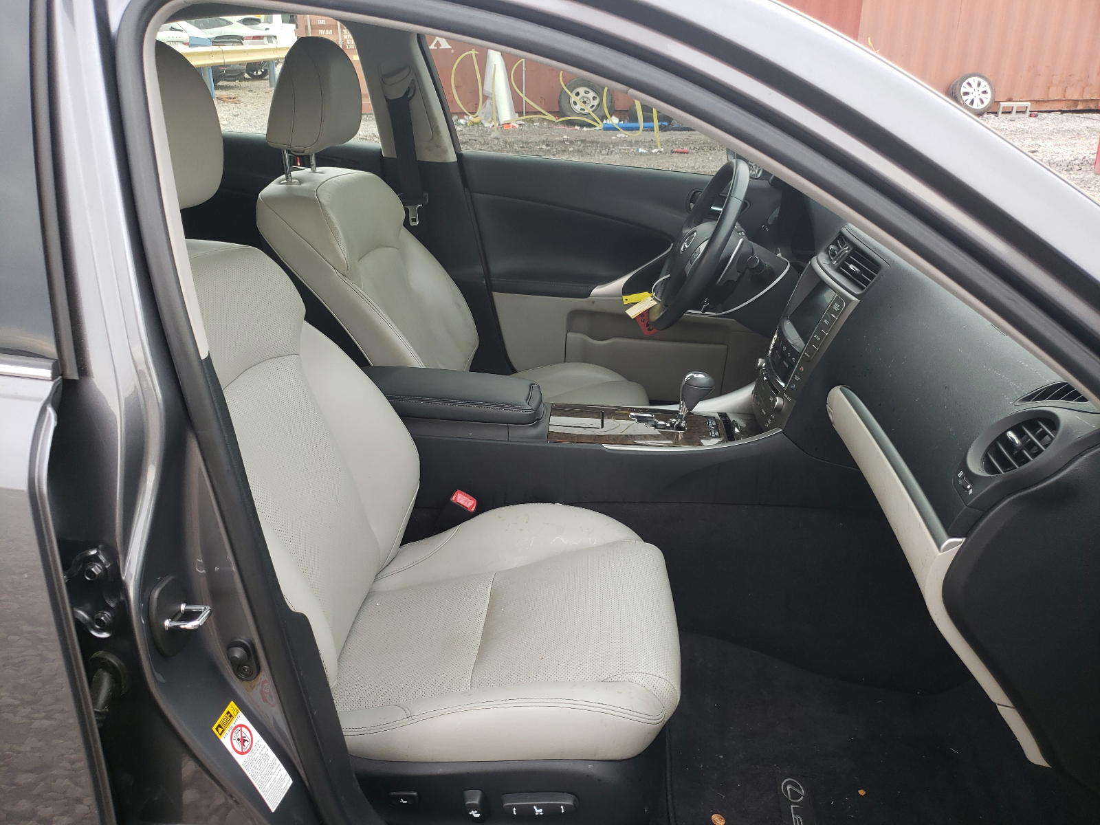 Photo 5 from auction – 2012 LEXUS IS 250 with VIN JTHBF5C20C5176571