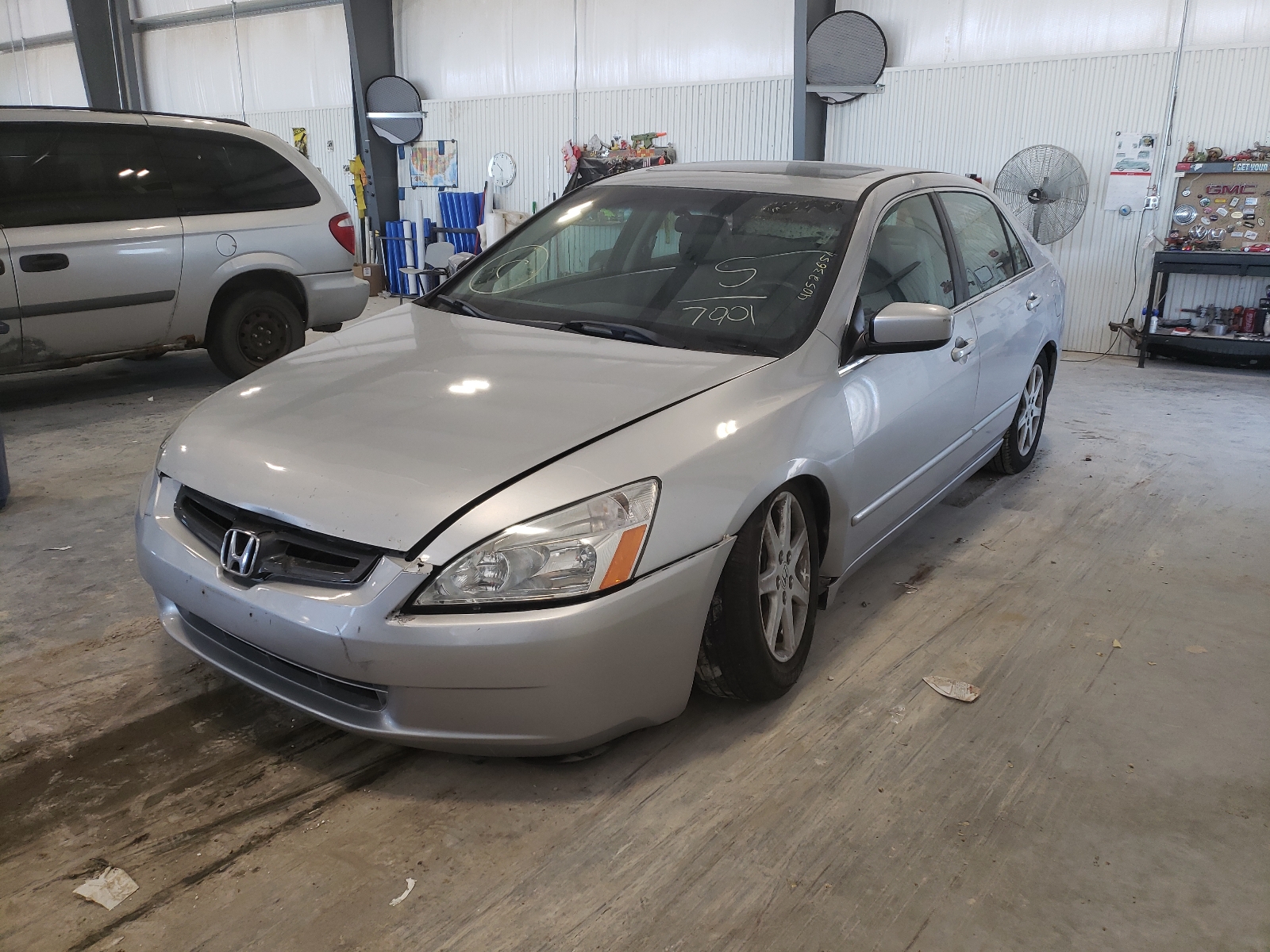 Zdjęcie 2 z aukcji – 2003 HONDA ACCORD z VIN 1HGCM66883A050484