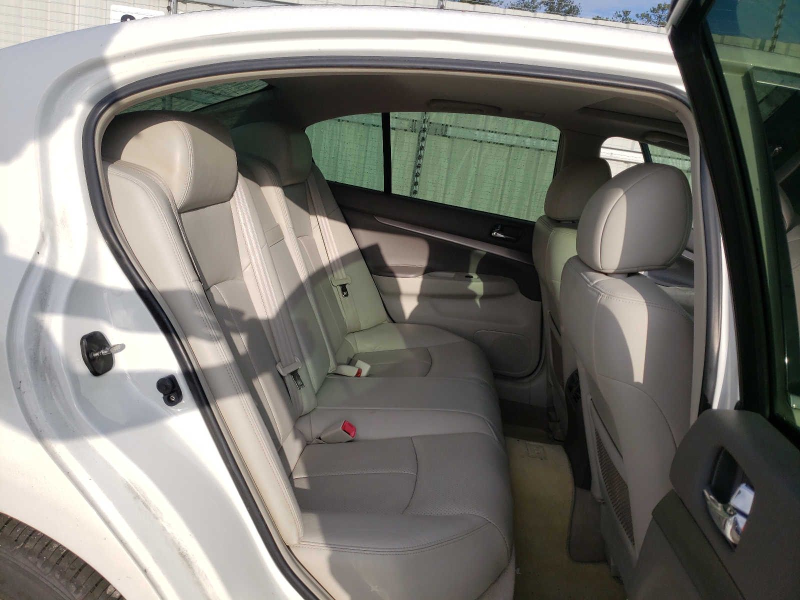 Photo 6 from auction – 2012 INFINITI G37 BASE with VIN JN1CV6AP2CM932844