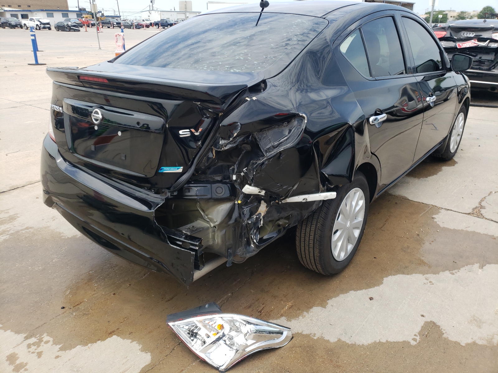Zdjęcie 9 z aukcji – 2016 NISSAN VERSA S z VIN 3N1CN7AP4GL891039