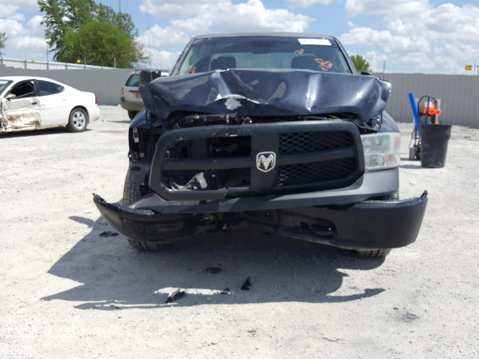 Photo 9 from auction – 2015 RAM 1500 ST with VIN 1C6RR7FG2FS789766