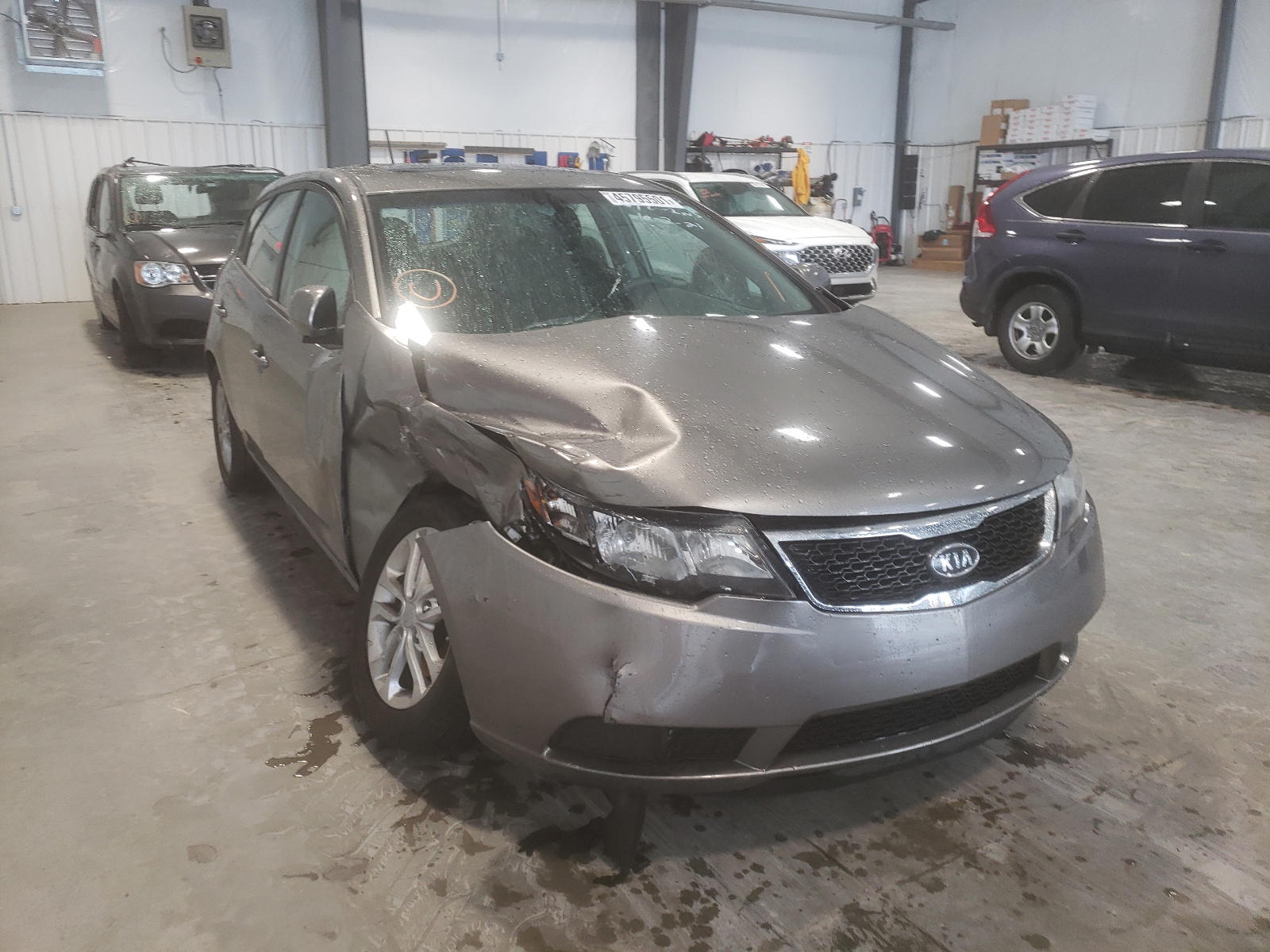 KIA FORTE EX 2011 with VIN KNAFU5A29B5381636 - Photo from auction