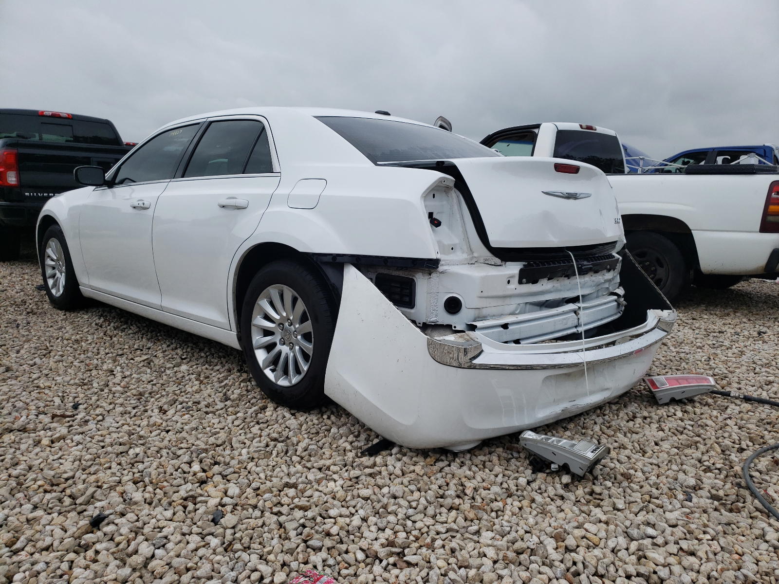 Photo 3 from auction – 2014 CHRYSLER 300 with VIN 2C3CCAAG2EH380763