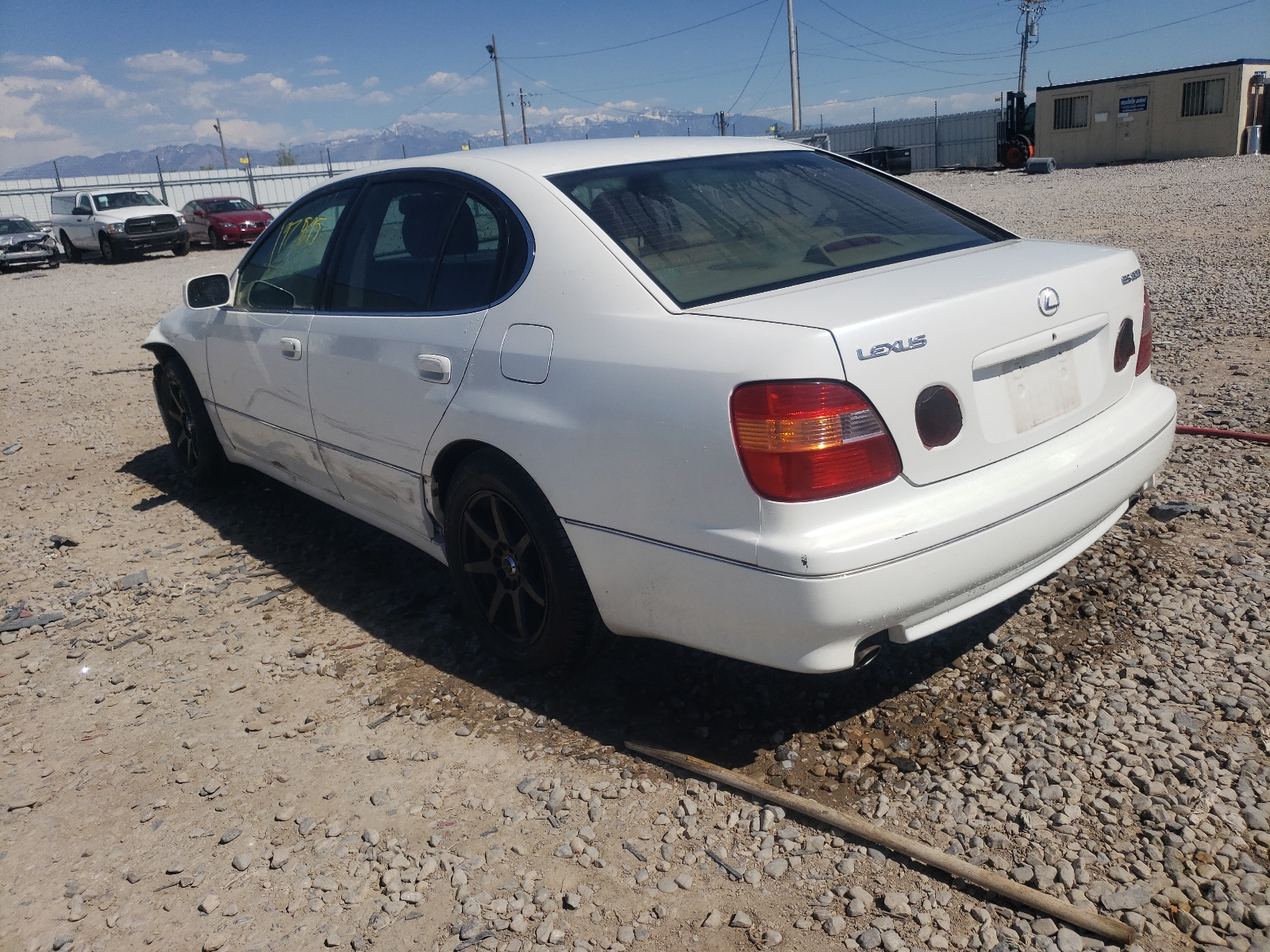 Photo 3 from auction – 1999 LEXUS GS 300 with VIN JT8BD68S3X0061437