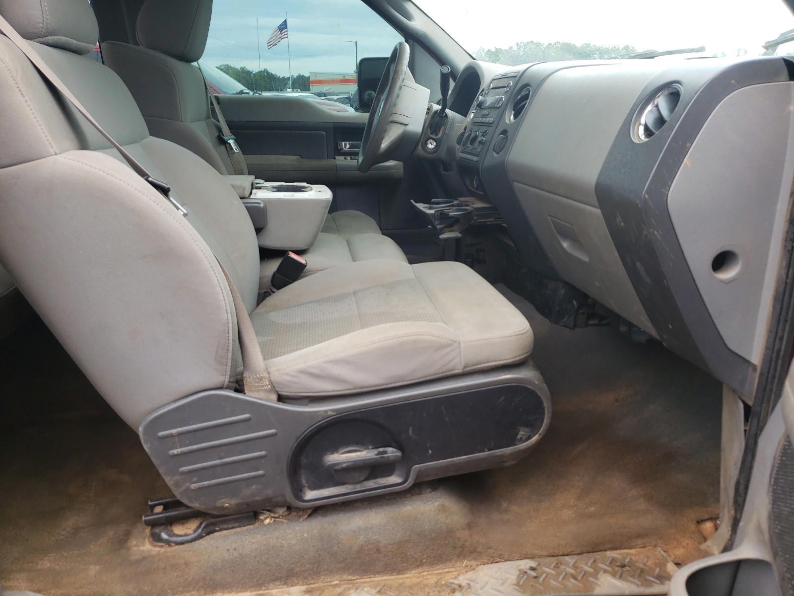 Photo 5 from auction – 2007 FORD F150 with VIN 1FTPX14V87FA28450