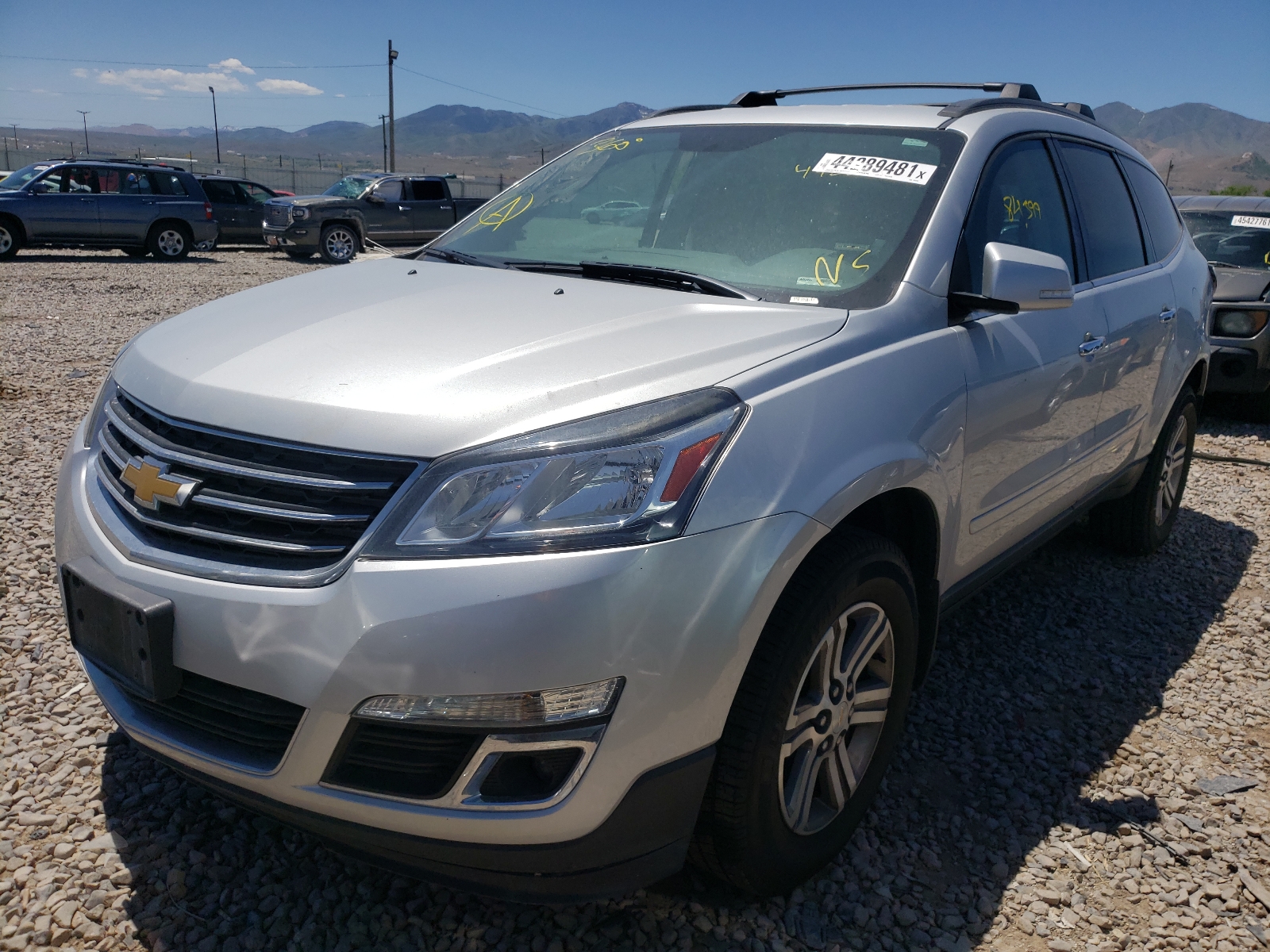 Photo 2 from auction – 2016 CHEVROLET TRAVERSE L with VIN 1GNKVGKD9GJ340293