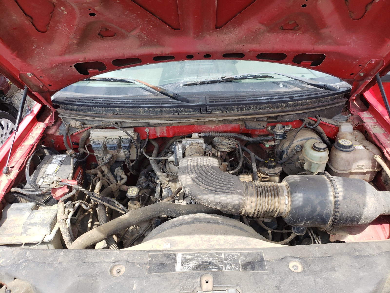Photo 7 from auction – 2005 FORD F150 with VIN 1FTRX12W05NA31205