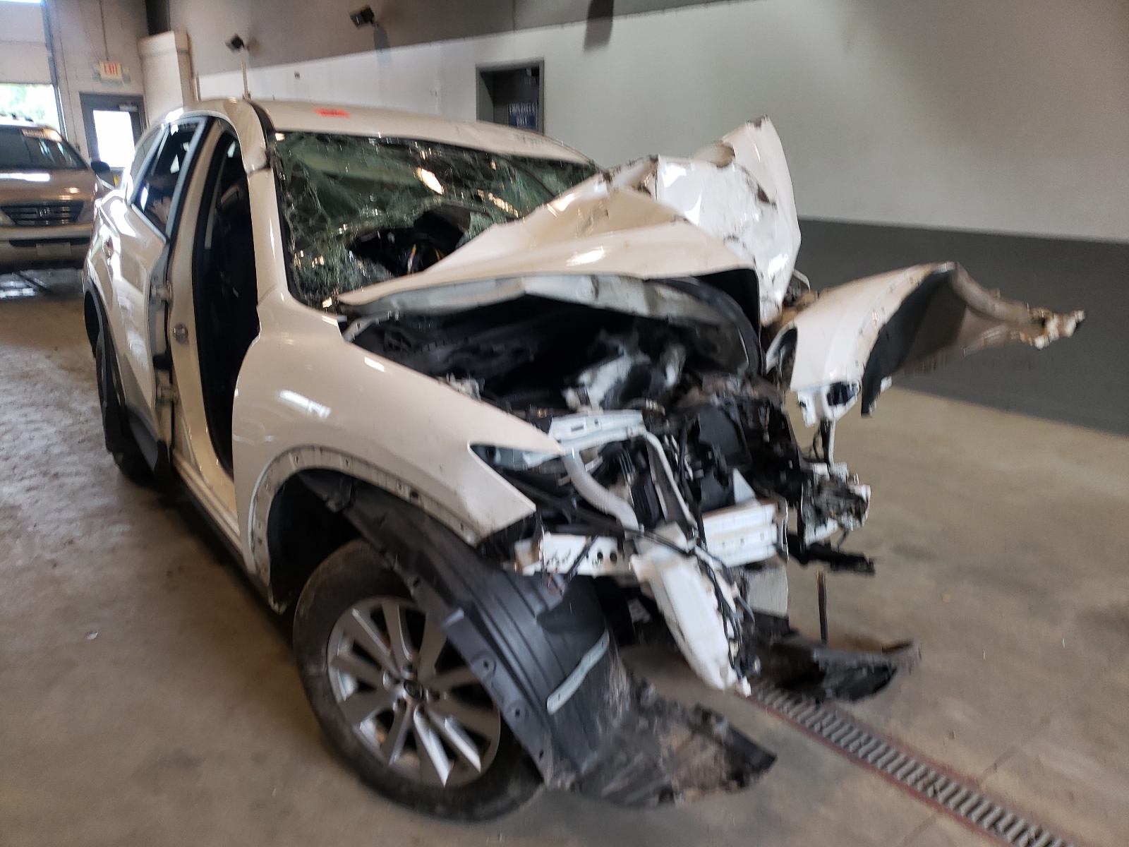 Photo 10 from auction – 2015 MAZDA CX-5 SPORT with VIN JM3KE2BE1F0494478