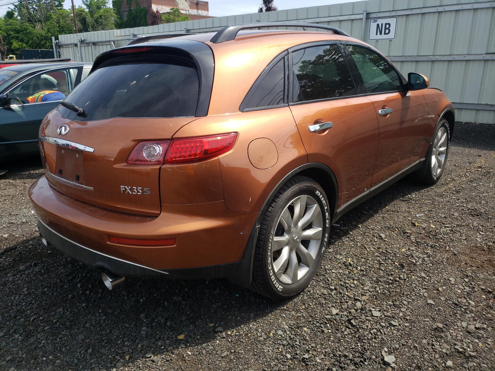 Photo 4 from auction – 2003 INFINITI FX35 with VIN JNRAS08WX3X207451