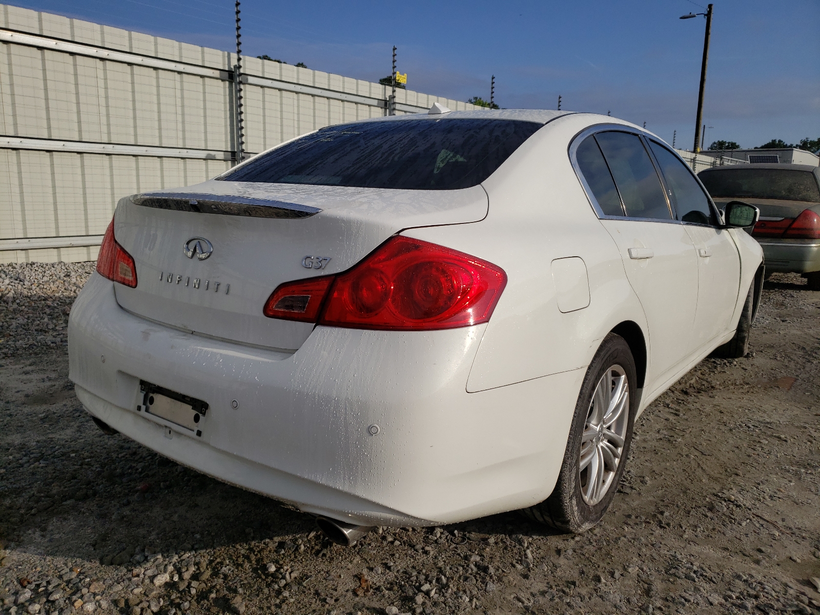 Photo 4 from auction – 2012 INFINITI G37 BASE with VIN JN1CV6AP2CM932844
