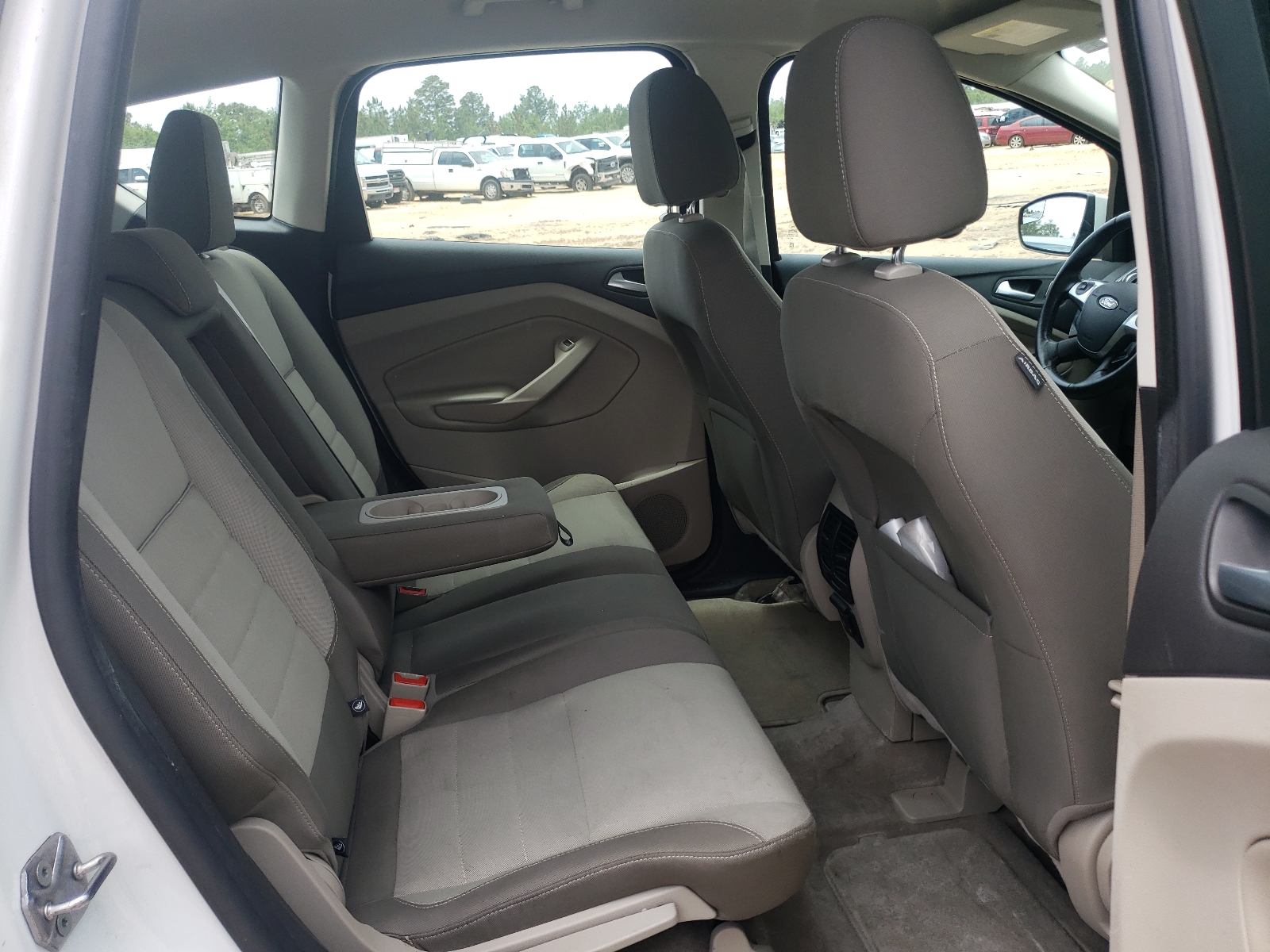 Photo 6 from auction – 2013 FORD C-MAX SE with VIN 1FADP5AU1DL505244