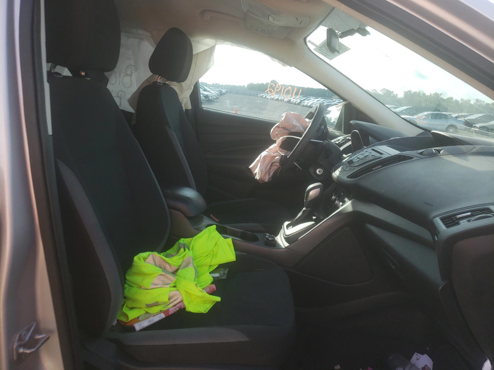 Photo 5 from auction – 2014 FORD ESCAPE S with VIN 1FMCU0F76EUC16050