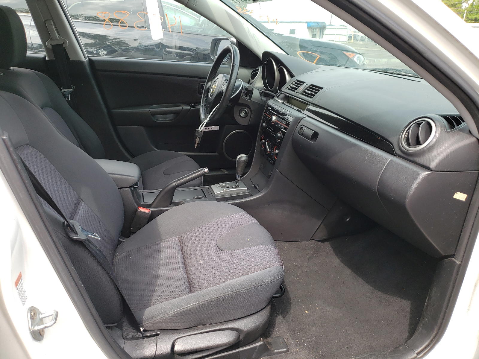 Photo 5 from auction – 2008 MAZDA 3 HATCHBAC with VIN JM1BK343781162173