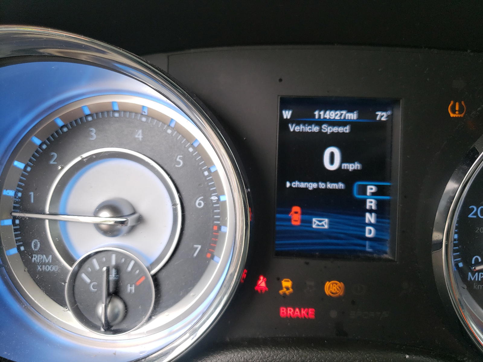 Photo 8 from auction – 2014 CHRYSLER 300 with VIN 2C3CCAAG2EH380763