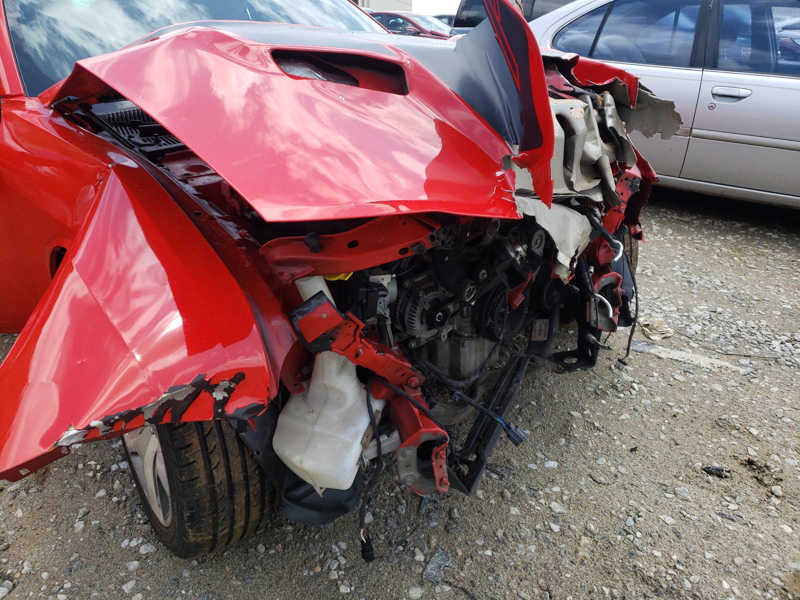 Photo 9 from auction – 2015 DODGE CHALLENGER with VIN 2C3CDZBT3FH701251