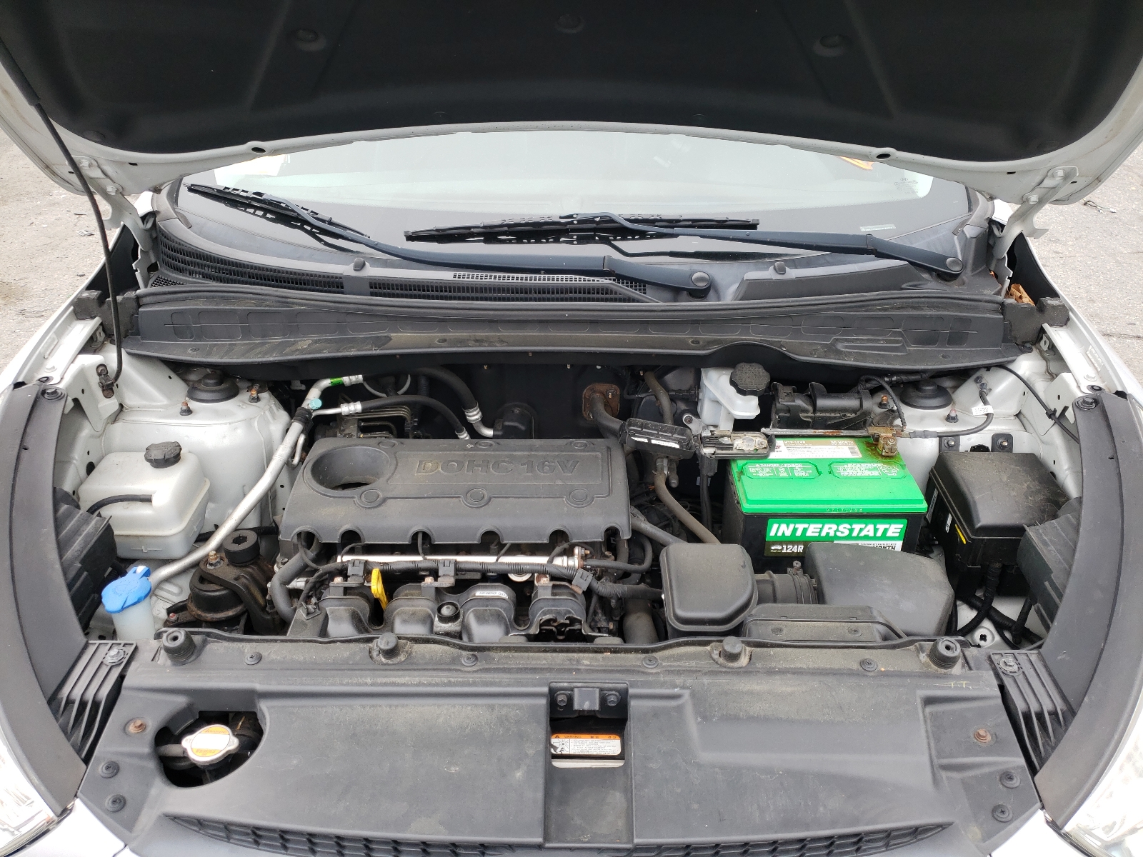 Photo 7 from auction – 2012 HYUNDAI TUCSON GLS with VIN KM8JUCAC0CU473778