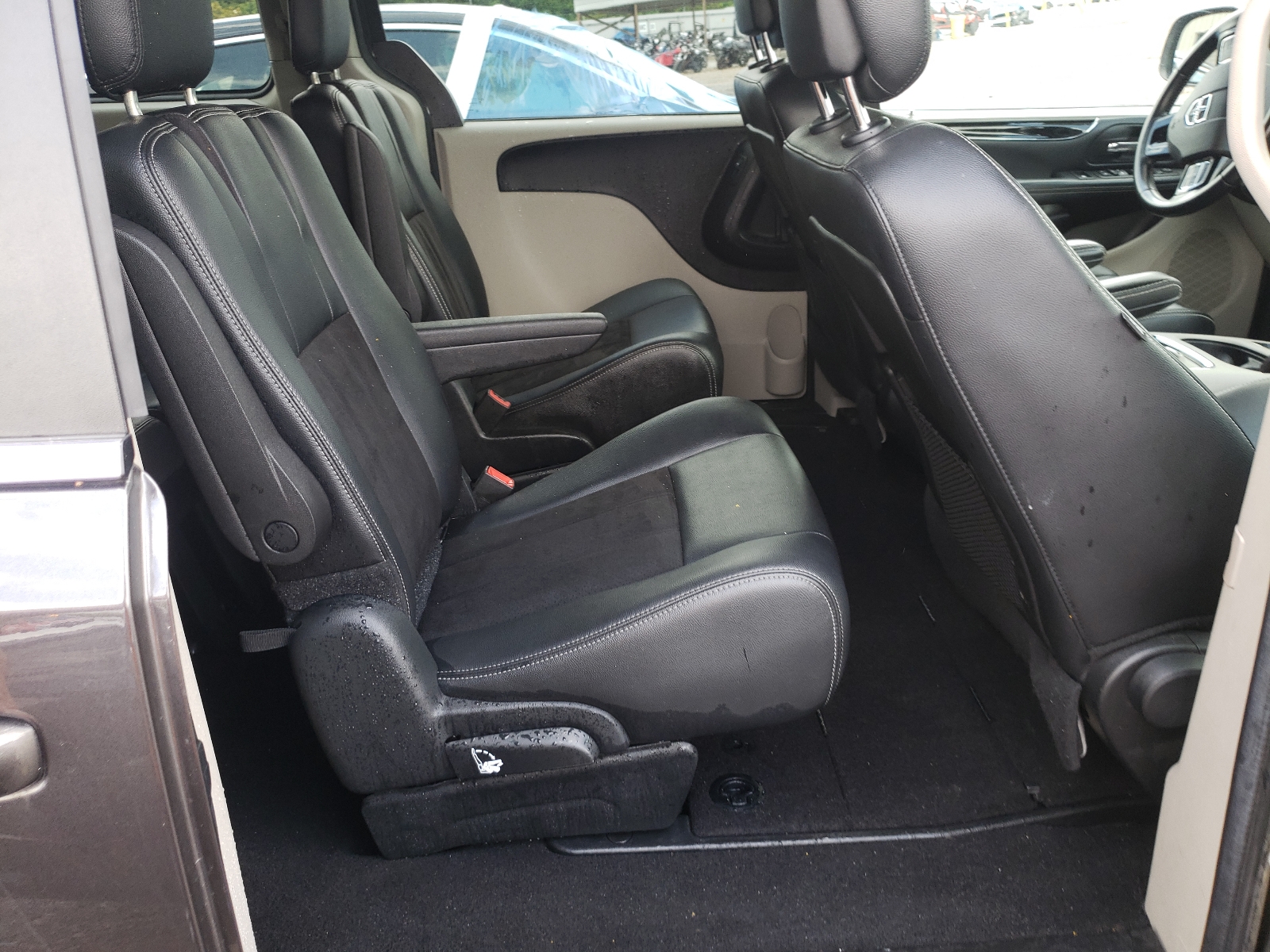 Zdjęcie 6 z aukcji – 2019 DODGE GRAND CARA z VIN 2C4RDGCG0KR774450