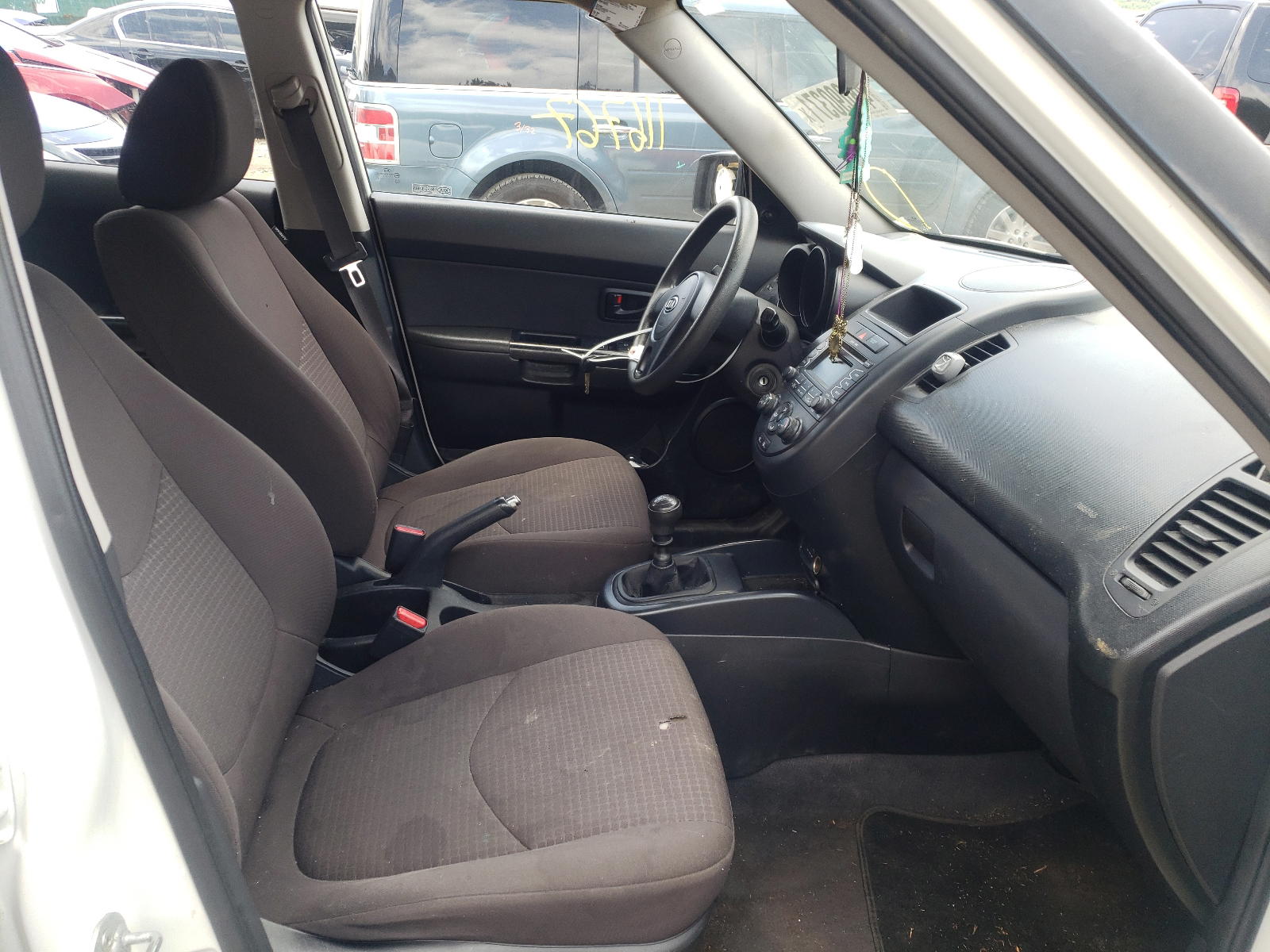 Photo 5 from auction – 2012 KIA SOUL with VIN KNDJT2A54C7383342