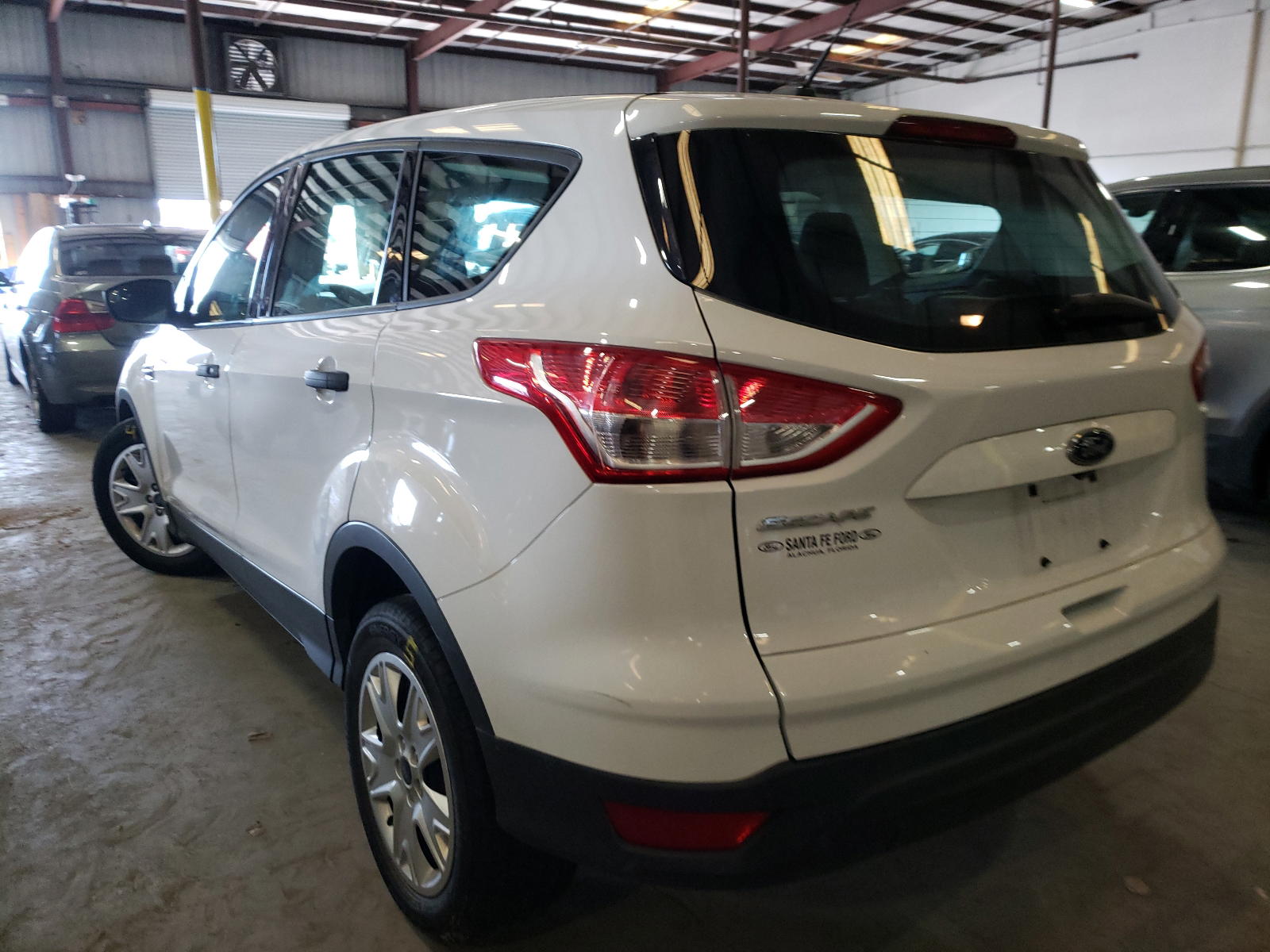 Photo 3 from auction – 2015 FORD ESCAPE S with VIN 1FMCU0F73FUC32675