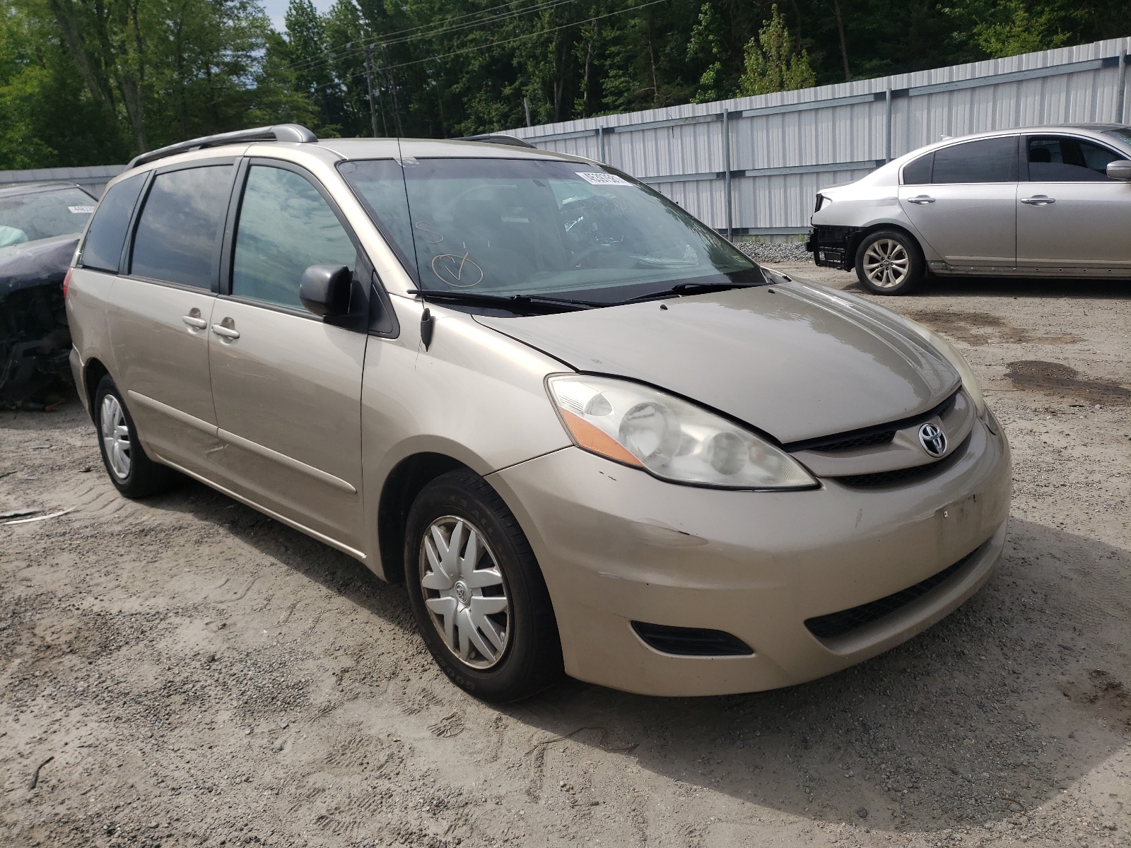 Photo 1 from auction – 2008 TOYOTA SIENNA CE with VIN 5TDZK23C58S138984