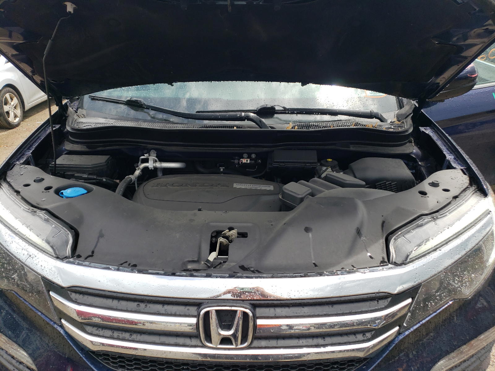 Photo 7 from auction – 2016 HONDA PILOT EX with VIN 5FNYF6H37GB106699