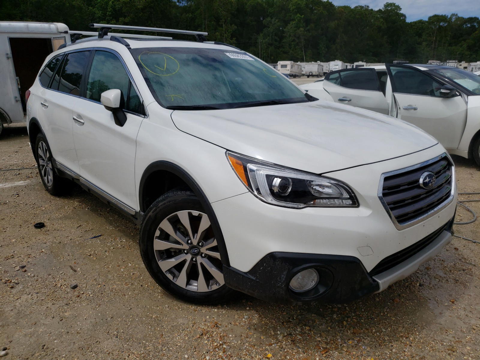 SUBARU OUTBACK TO 2017 with VIN 4S4BSETC5H3346878 - Photo from auction