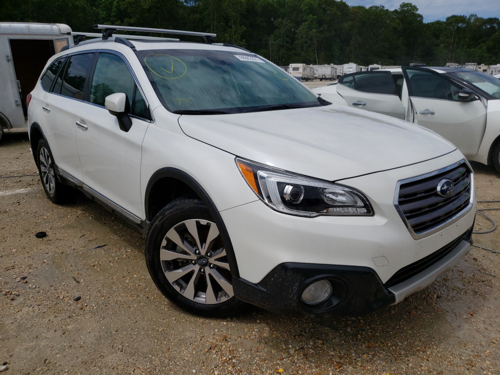 SUBARU OUTBACK TO 2017 z numerem VIN 4S4BSETC5H3346878 - Zdjęcie z aukcji