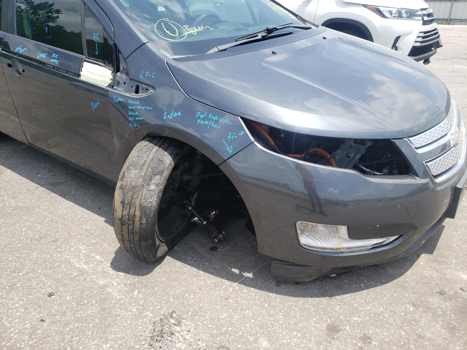 Photo 9 from auction – 2012 CHEVROLET VOLT with VIN 1G1RA6E41CU126795
