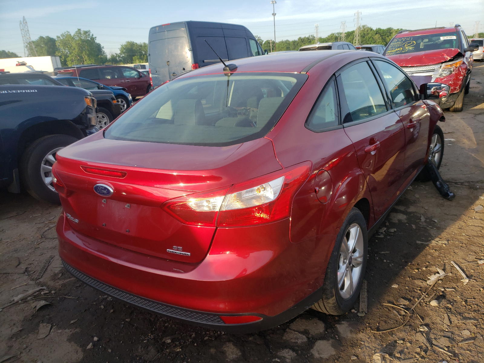 Photo 4 from auction – 2013 FORD FOCUS SE with VIN 1FADP3F29DL318569