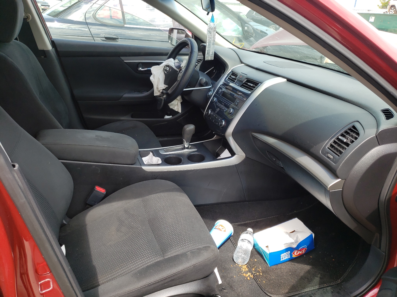 Photo 5 from auction – 2015 NISSAN ALTIMA 2.5 with VIN 1N4AL3AP9FN311632