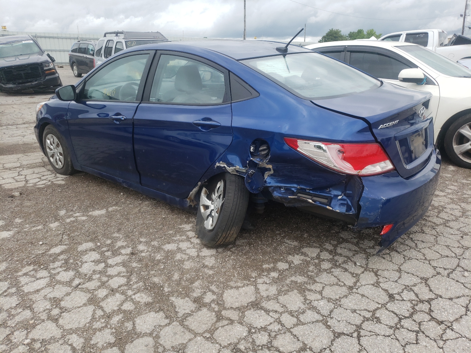 Photo 9 from auction – 2015 HYUNDAI ACCENT GLS with VIN KMHCT4AE2FU922787